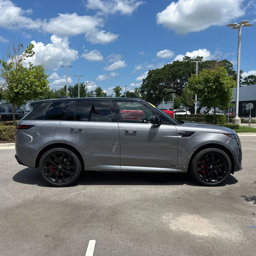 2025 Land Rover Range Rover Sport P550e Autobiography