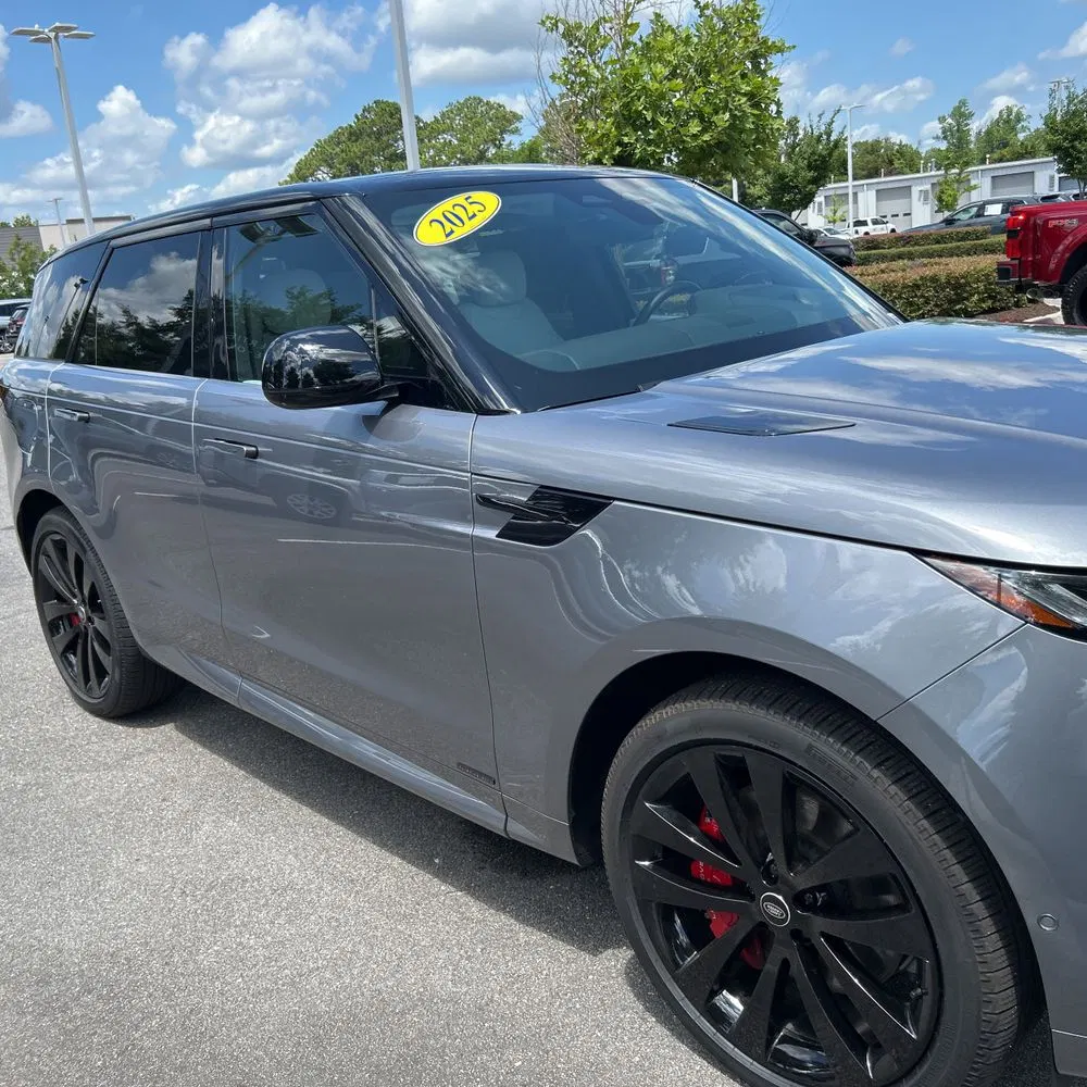 2025 Land Rover Range Rover Sport P550e Autobiography