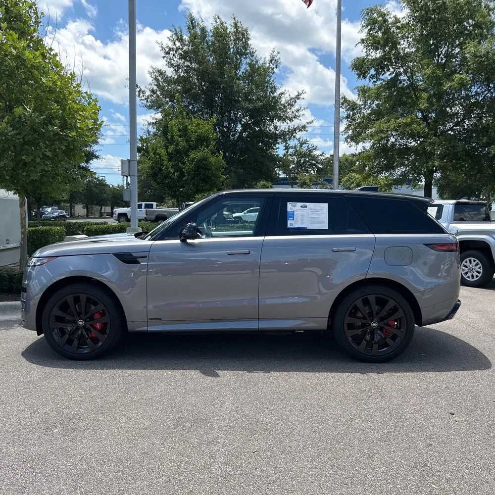 2025 Land Rover Range Rover Sport P550e Autobiography
