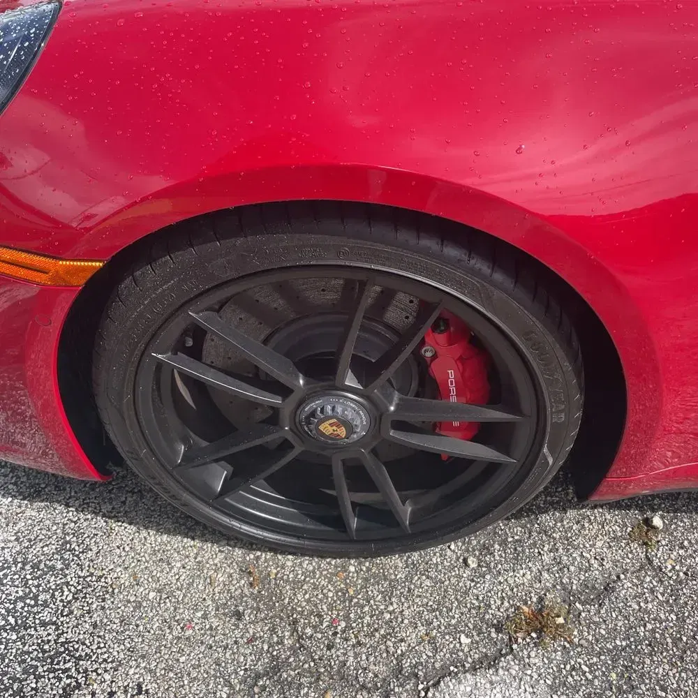 2023 Porsche 911 Carrera 4 GTS