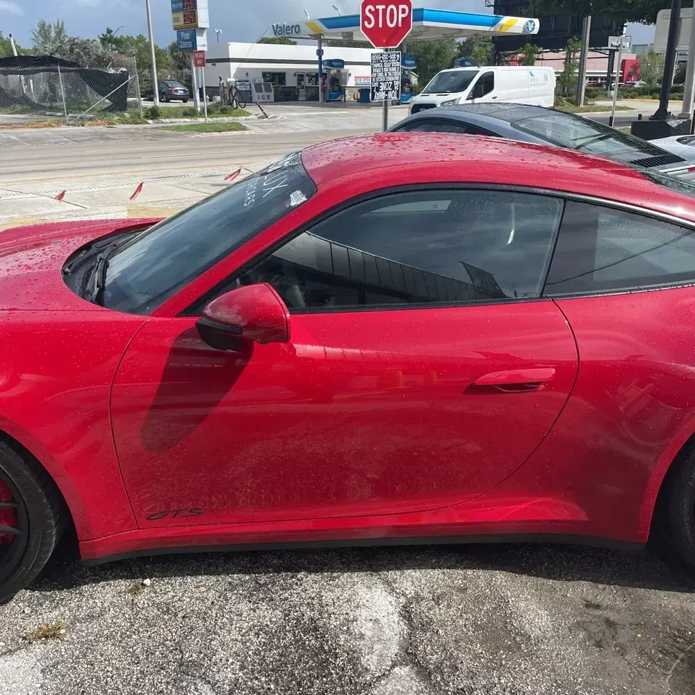 2023 Porsche 911 Carrera 4 GTS