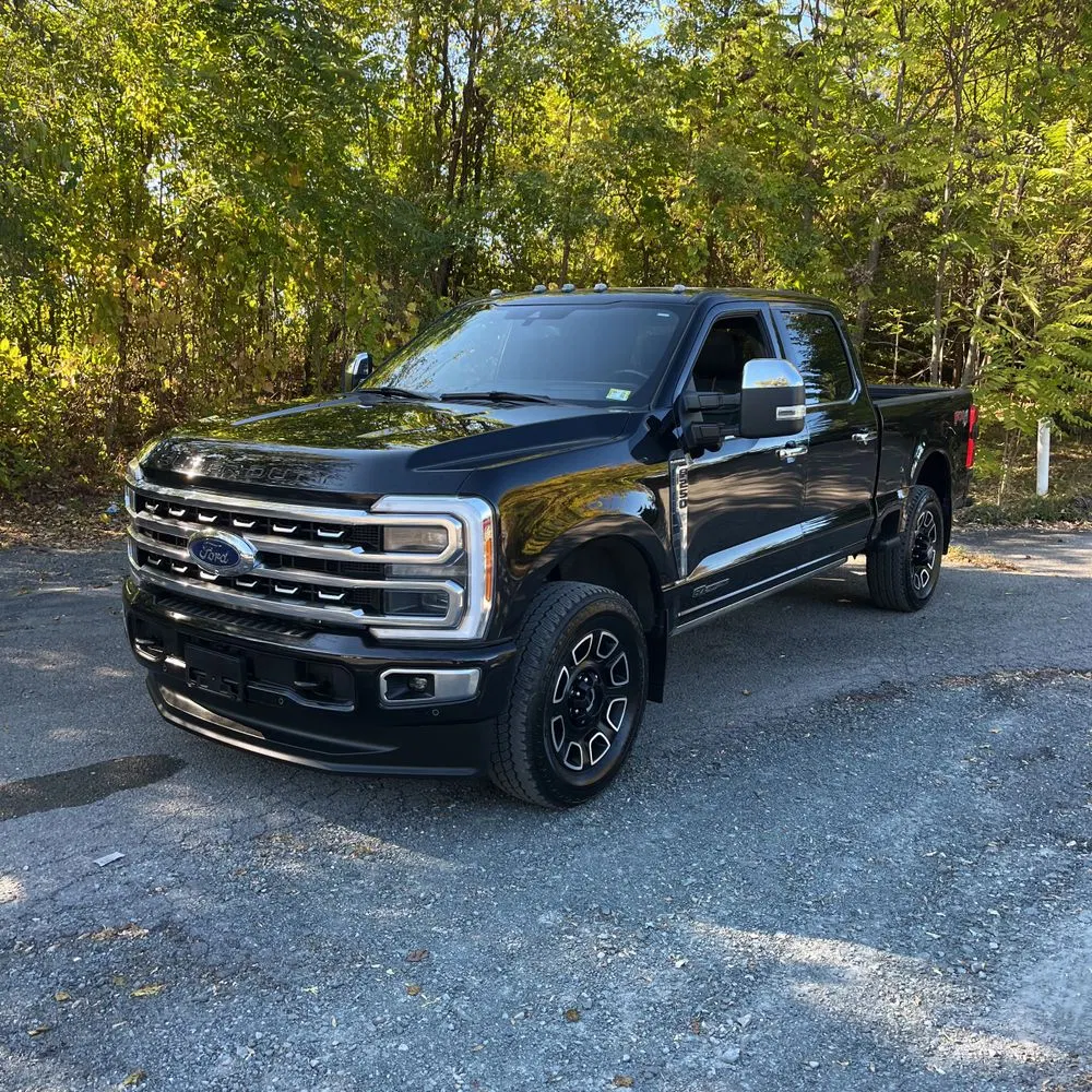 2023 Ford F250 S/D Platinum