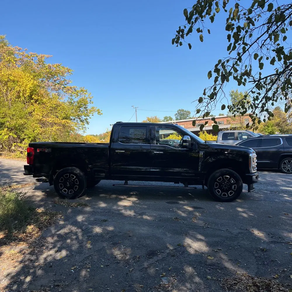 2023 Ford F250 S/D Platinum