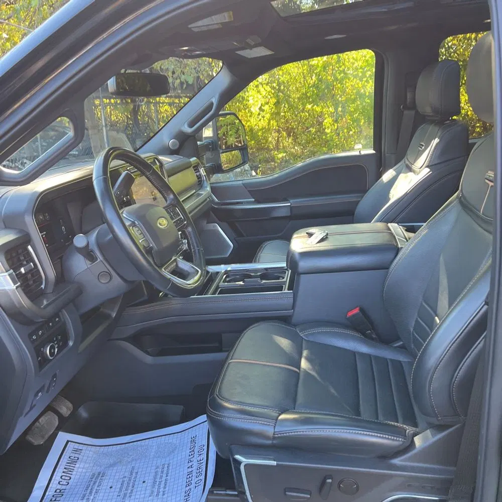 2023 Ford F250 S/D Platinum