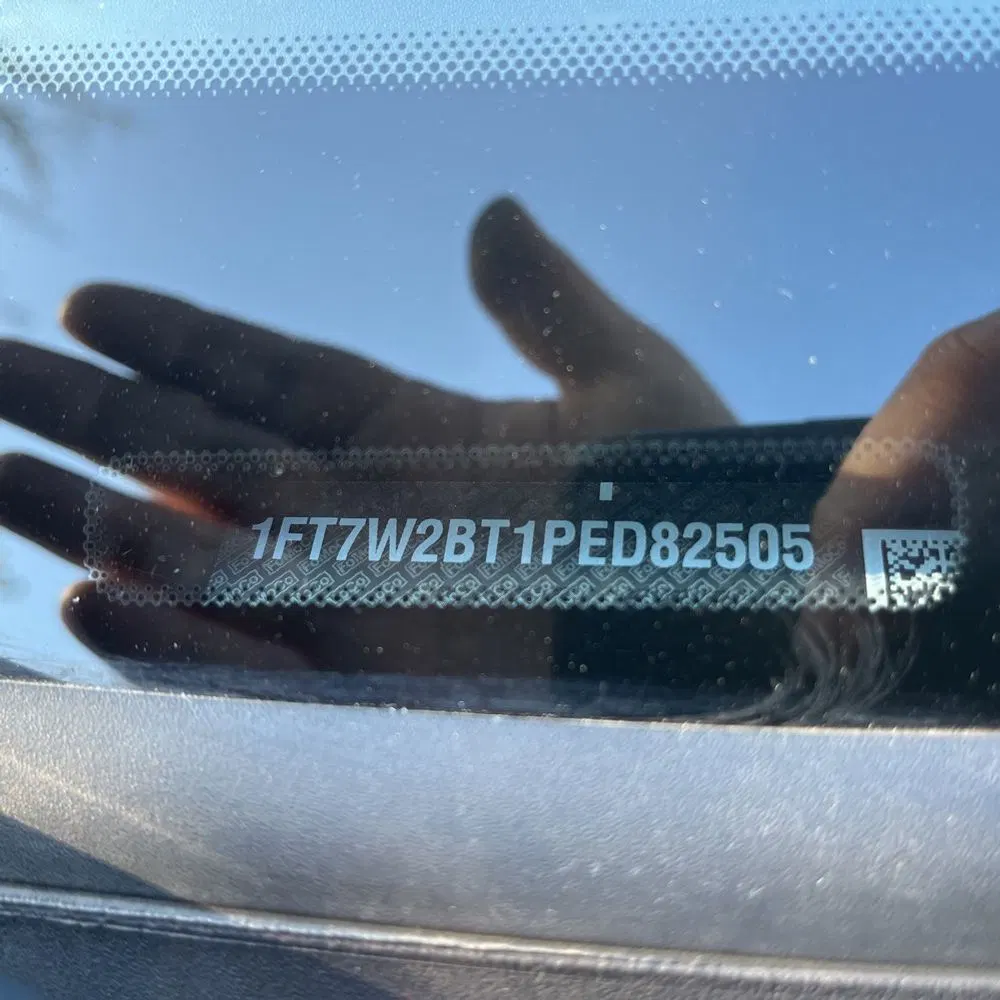 2023 Ford F250 S/D Platinum