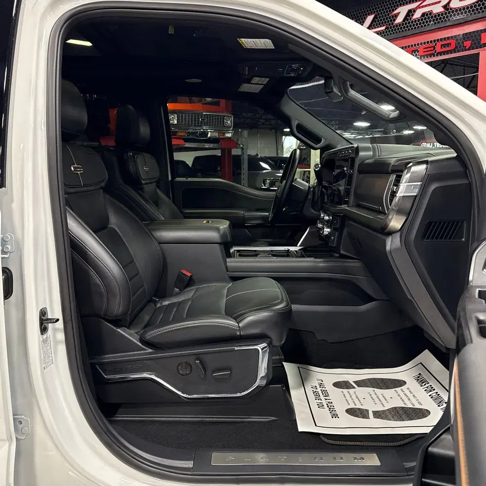 2024 Ford F-250 Super Duty Platinum