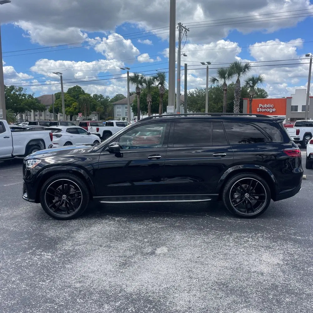 2025 Mercedes-Benz GLS 580 4MATIC