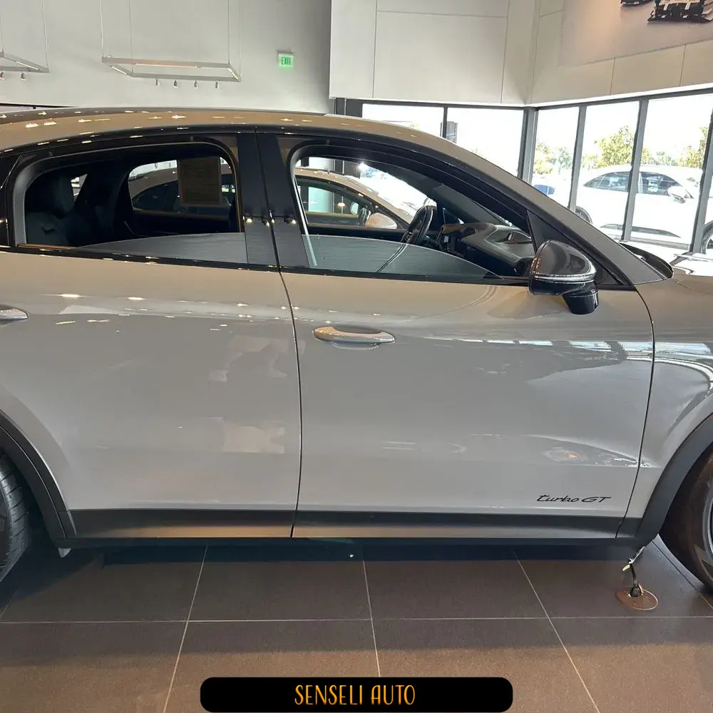 2024 Porsche Cayenne Turbo GT