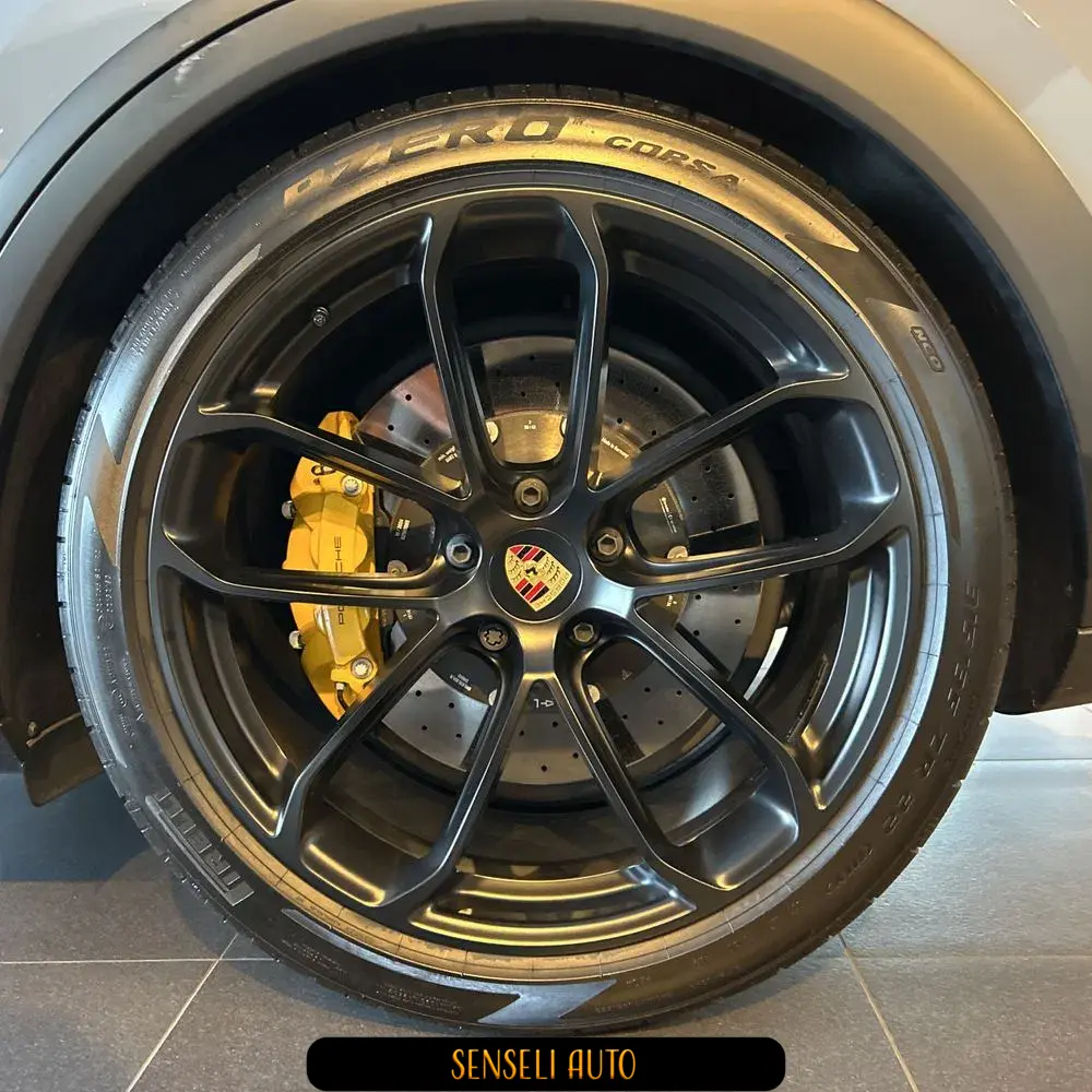 2024 Porsche Cayenne Turbo GT