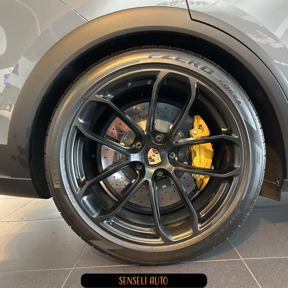 2024 Porsche Cayenne Turbo GT