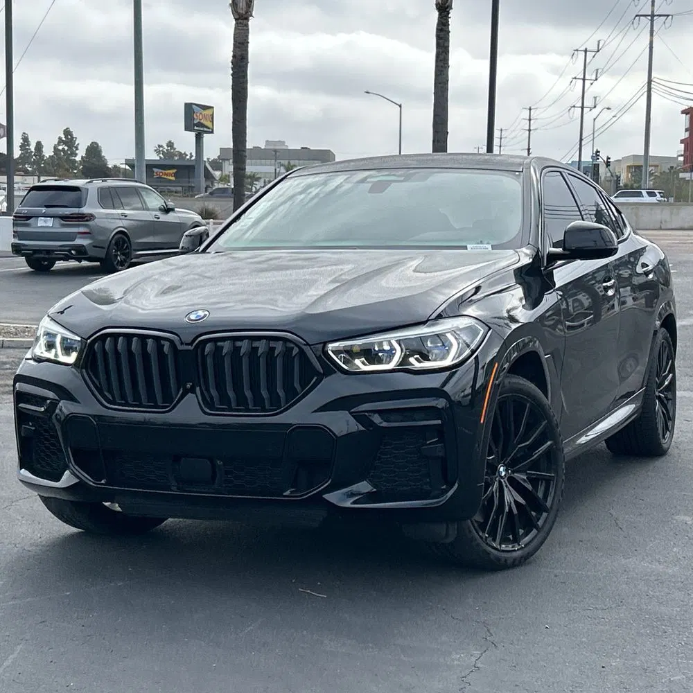 2022 BMW X6 M50i