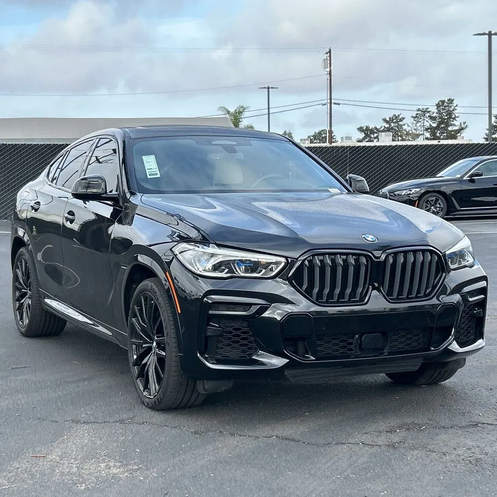 2022 BMW X6 M50i