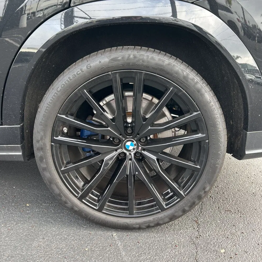 2022 BMW X6 M50i
