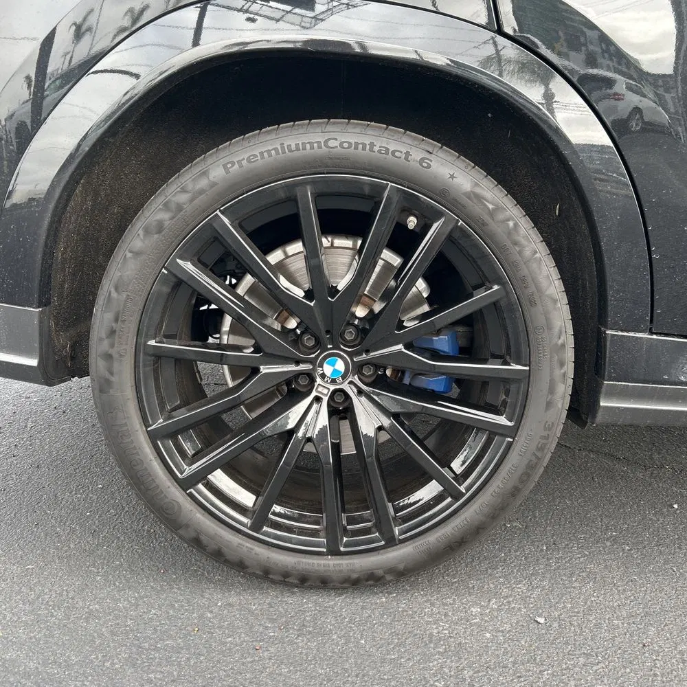 2022 BMW X6 M50i