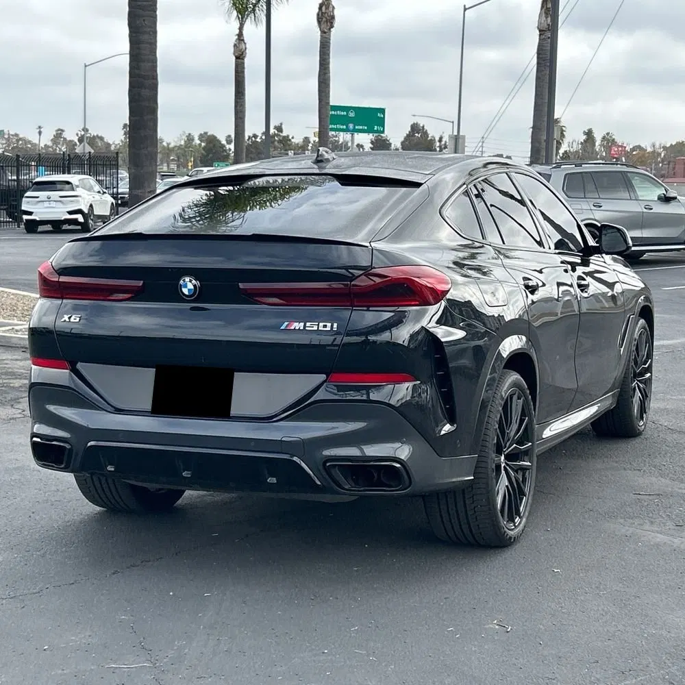 2022 BMW X6 M50i