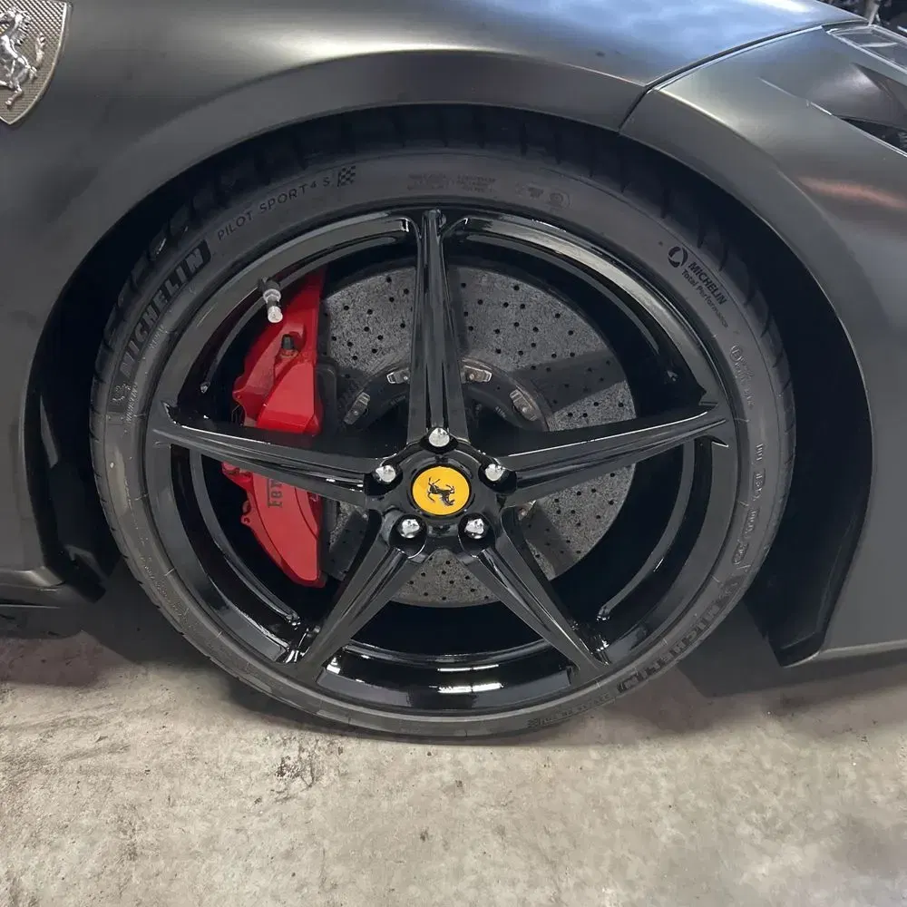 2010 Ferrari 458 Italia Base