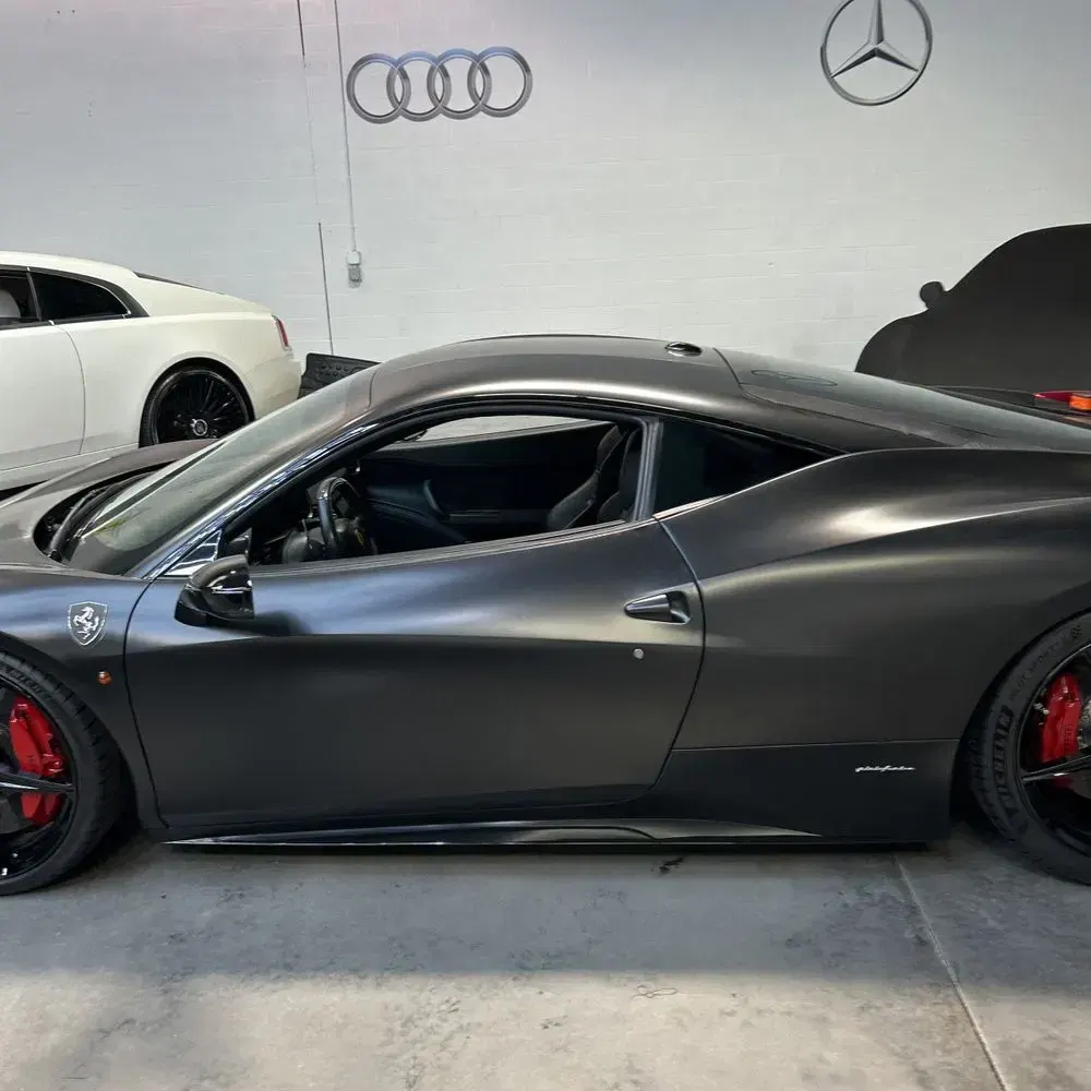 2010 Ferrari 458 Italia Base