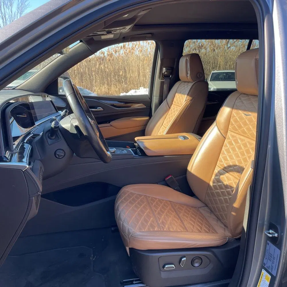 2022 Cadillac Escalade Premium Luxury