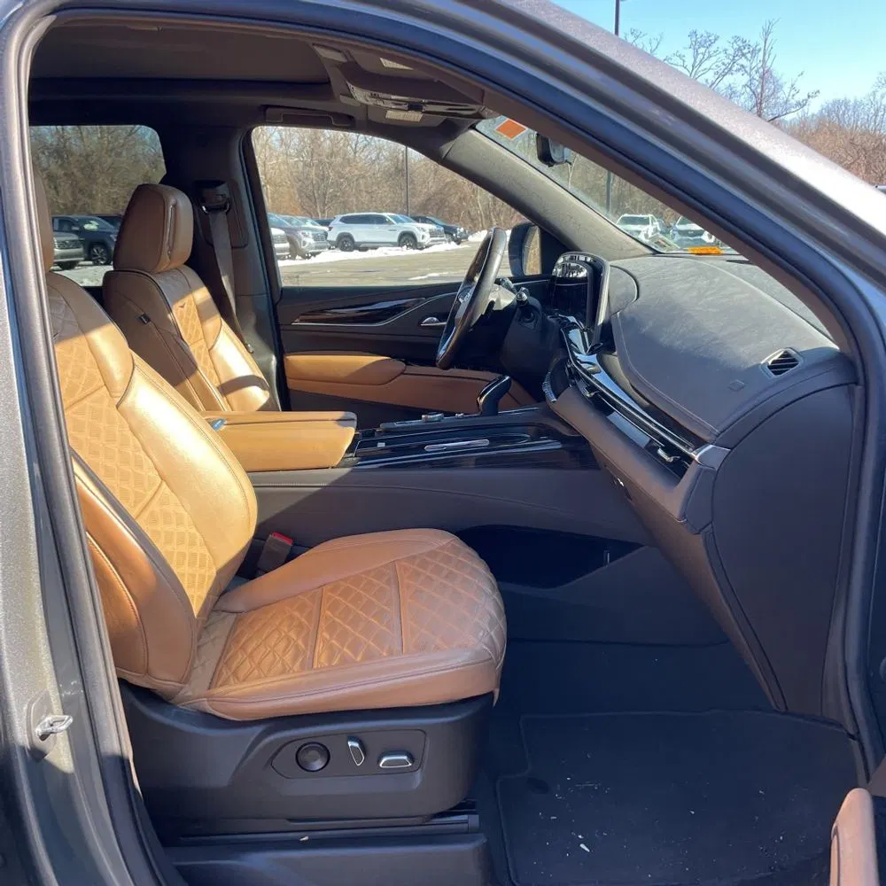 2022 Cadillac Escalade Premium Luxury
