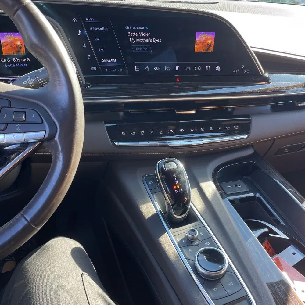 2022 Cadillac Escalade Premium Luxury