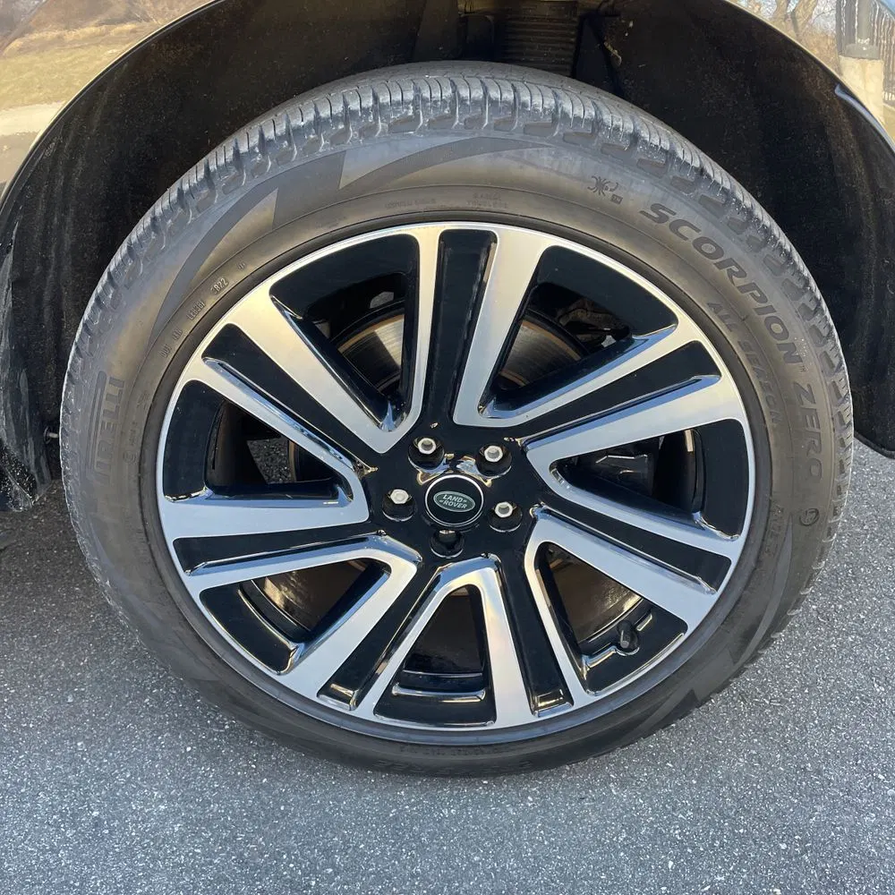 2023 Land Rover Range Rover P530 SE