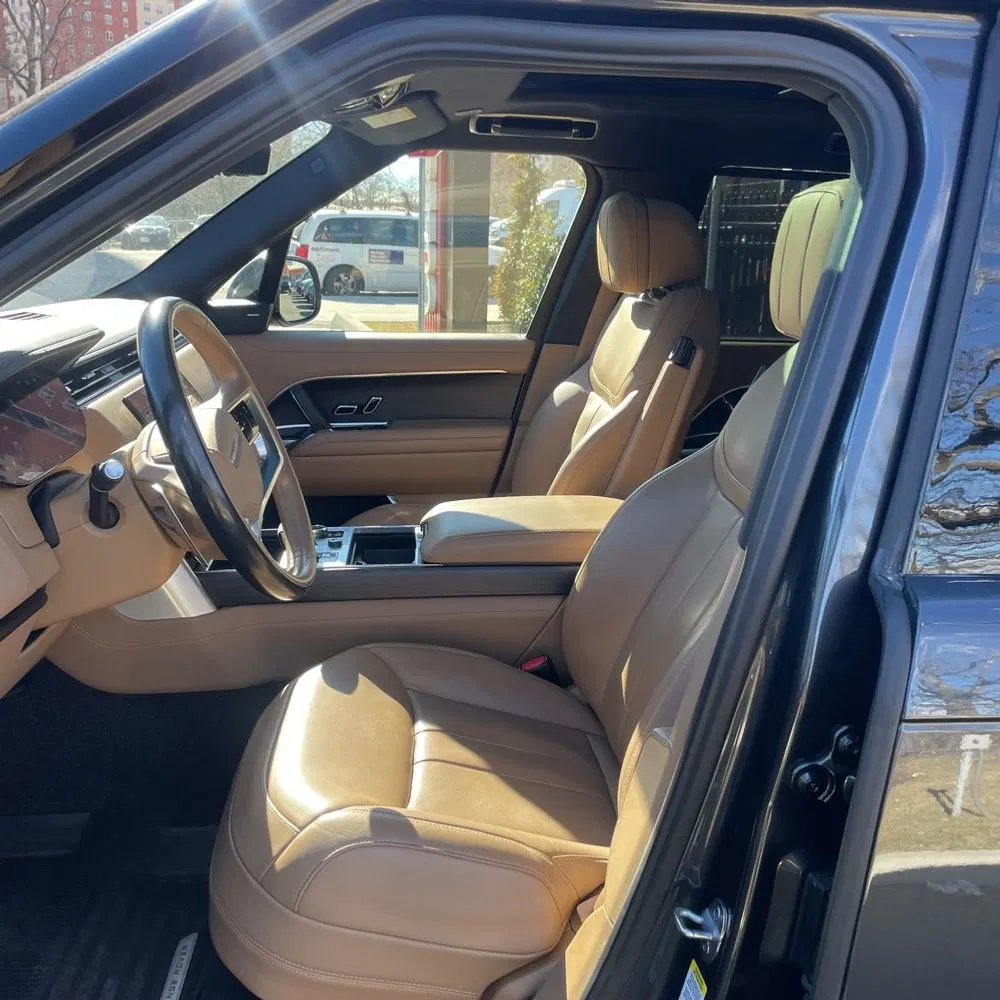 2023 Land Rover Range Rover P530 SE