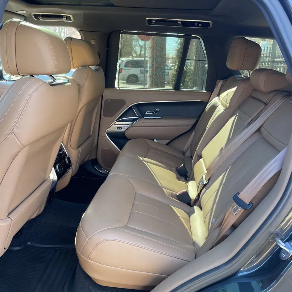 2023 Land Rover Range Rover P530 SE