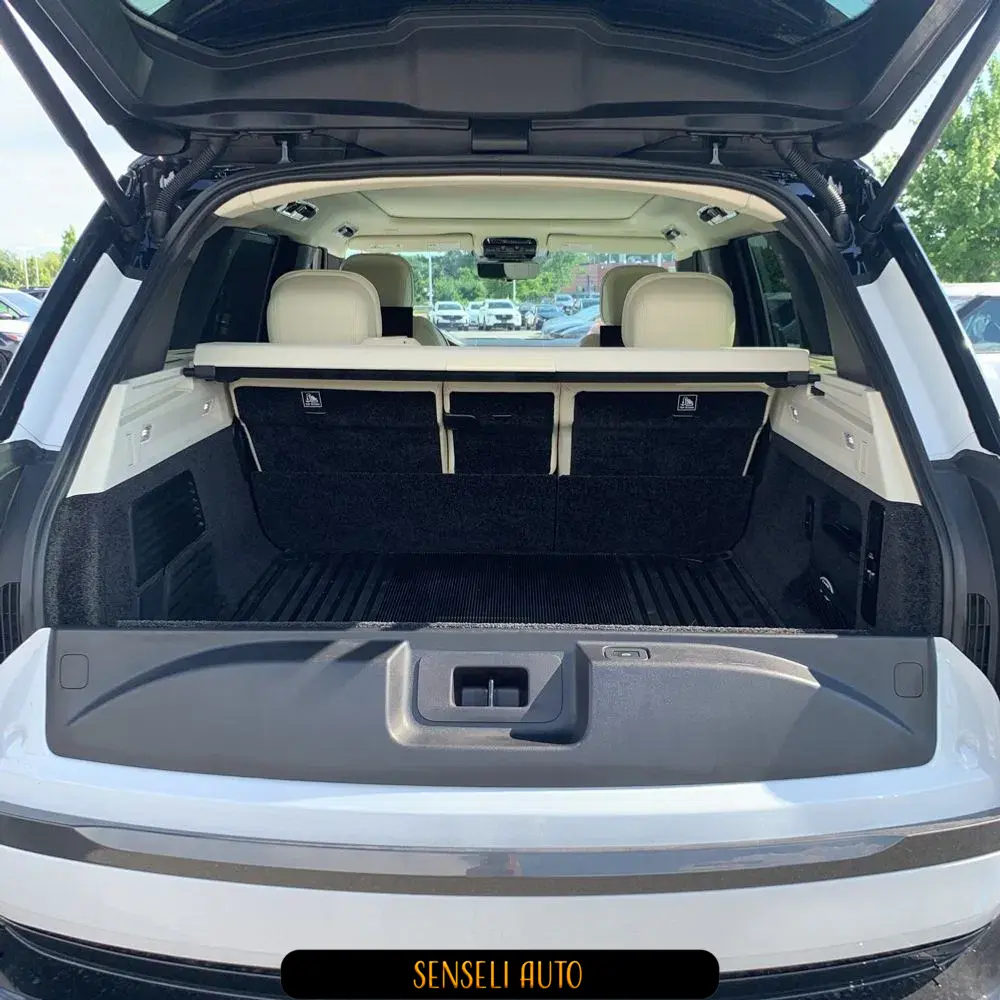 2023 Land Rover Range Rover P530 Autobiography