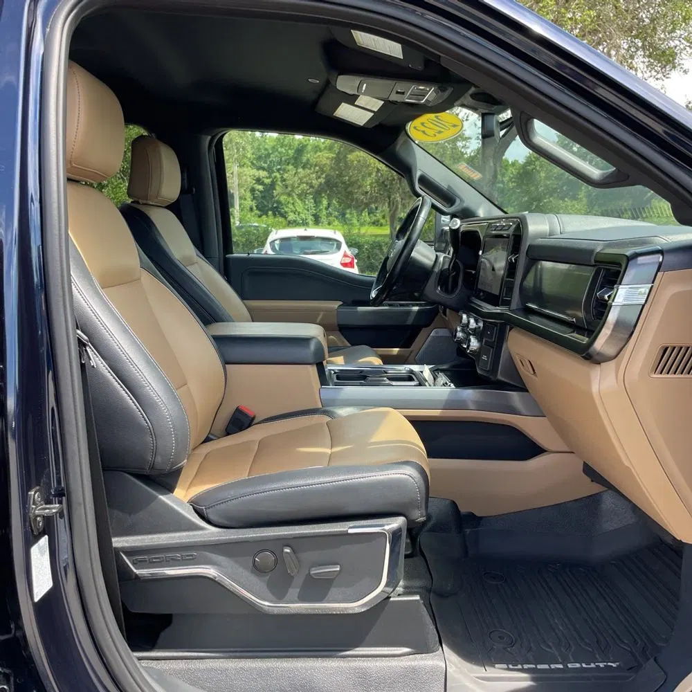 2023 Ford F-450 Super Duty Lariat