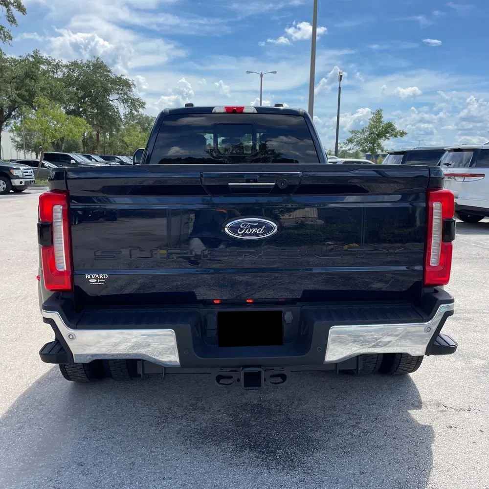 2023 Ford F-450 Super Duty Lariat