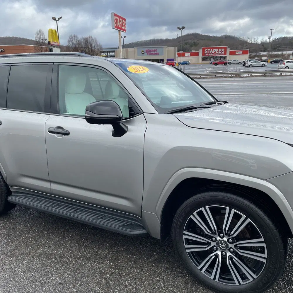 2024 Lexus LX 600 Luxury