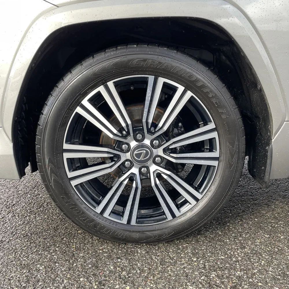 2024 Lexus LX 600 Luxury