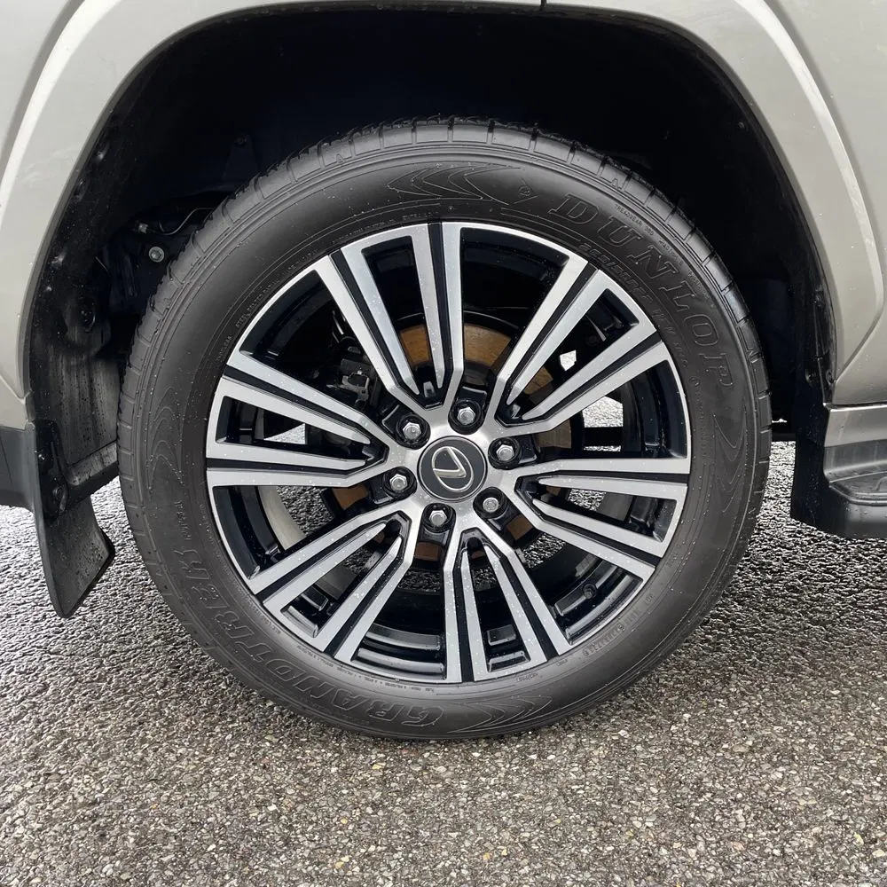 2024 Lexus LX 600 Luxury