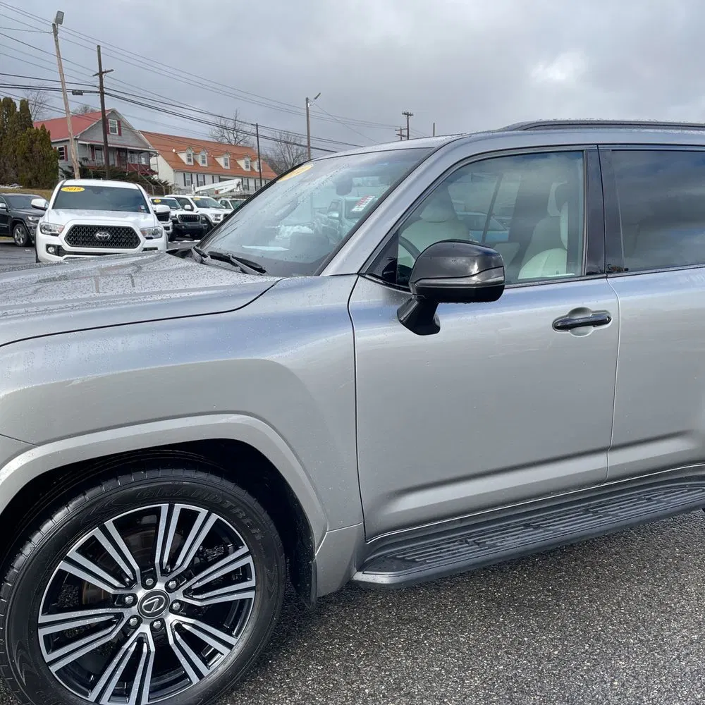 2024 Lexus LX 600 Luxury