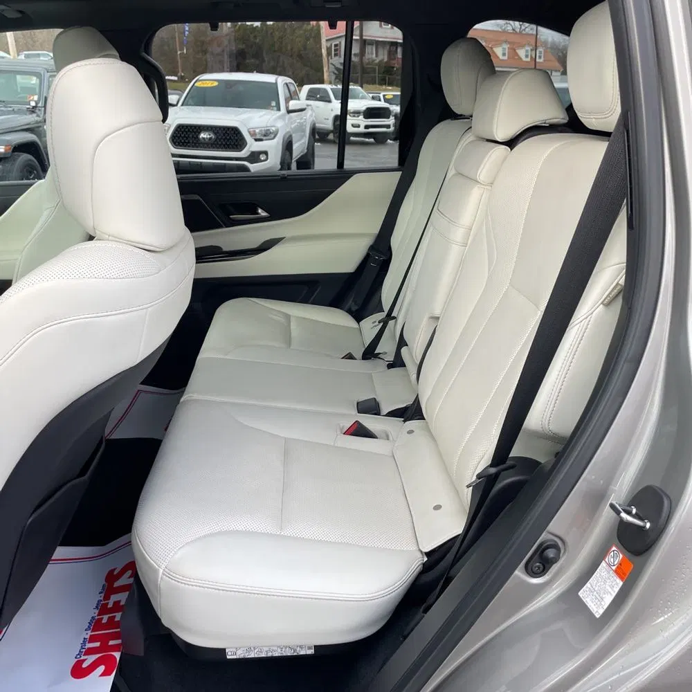 2024 Lexus LX 600 Luxury