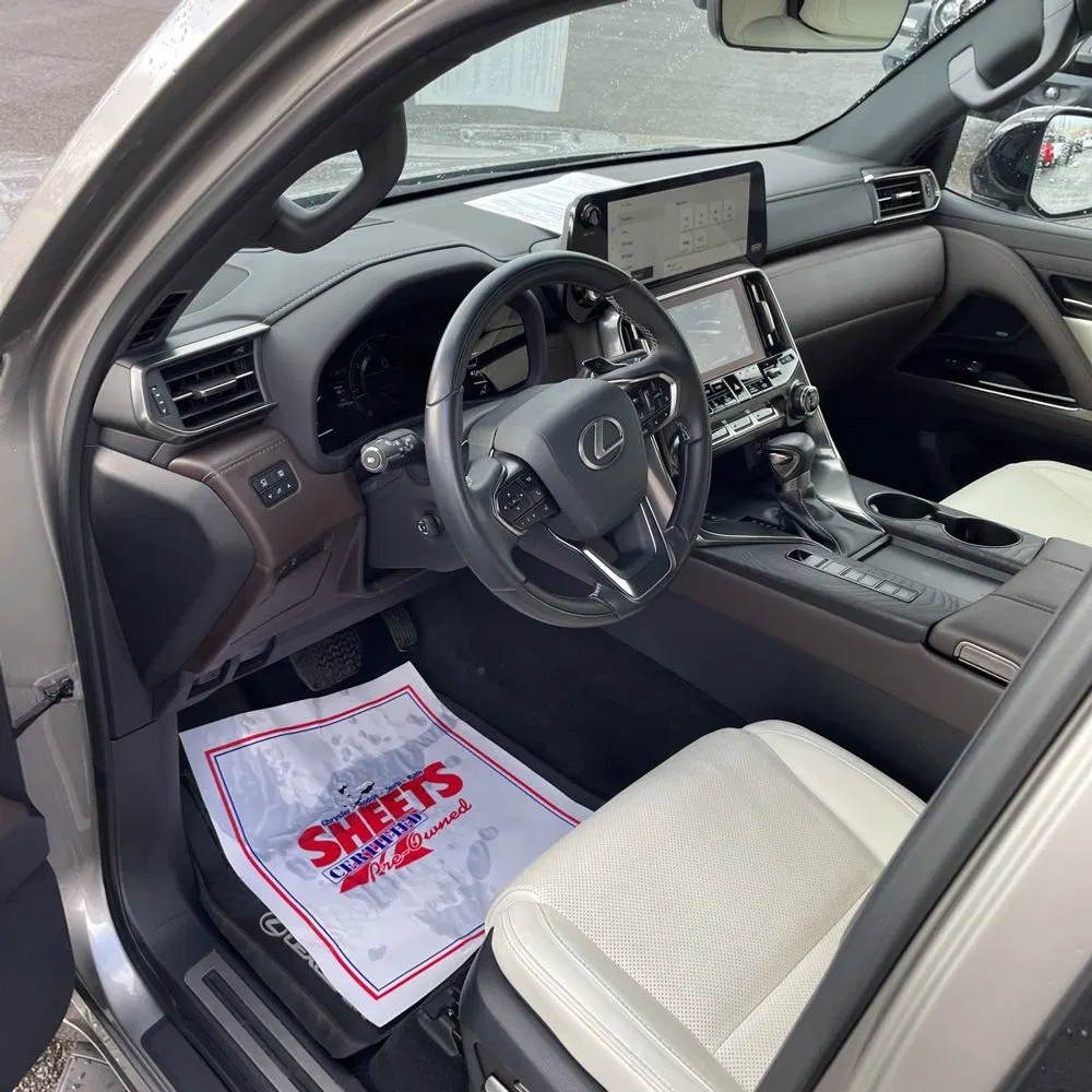 2024 Lexus LX 600 Luxury