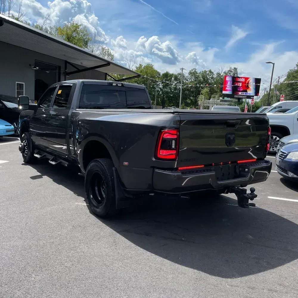 2024 Ram 3500 Laramie