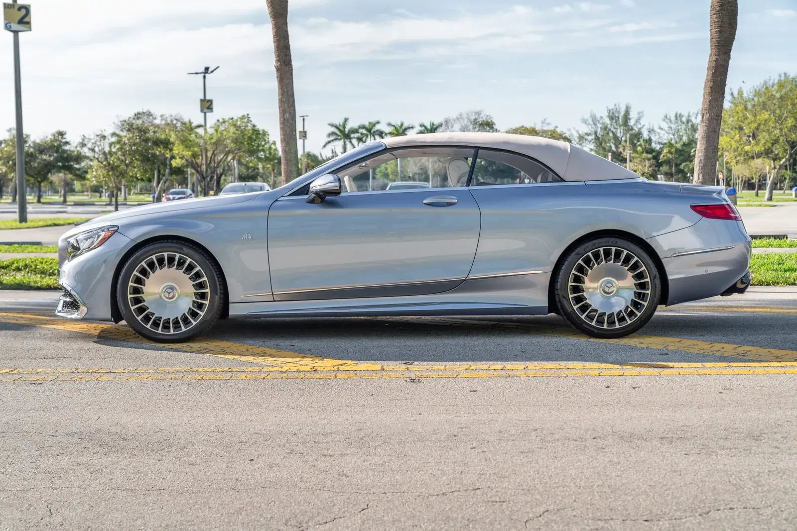 9k-Mile 2017 Mercedes-Maybach S650 Cabriolet