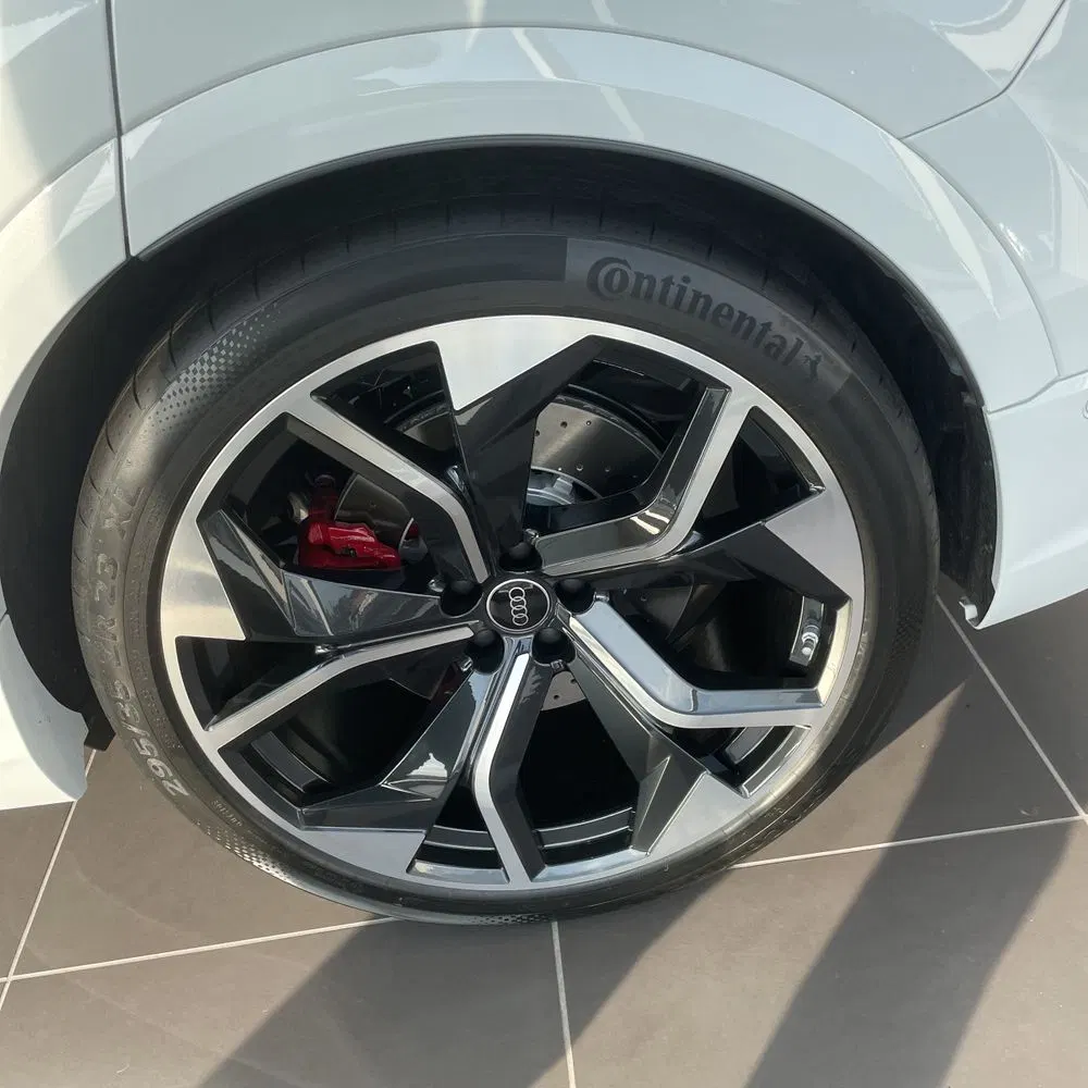 2024 Audi RS Q8 Base