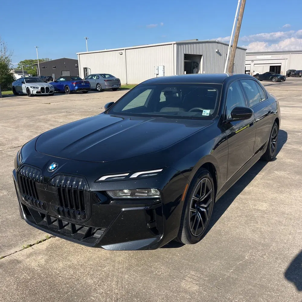 2023 BMW 760 i xDrive