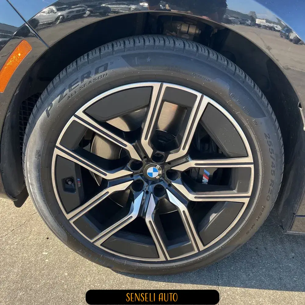 2023 BMW 760 i xDrive