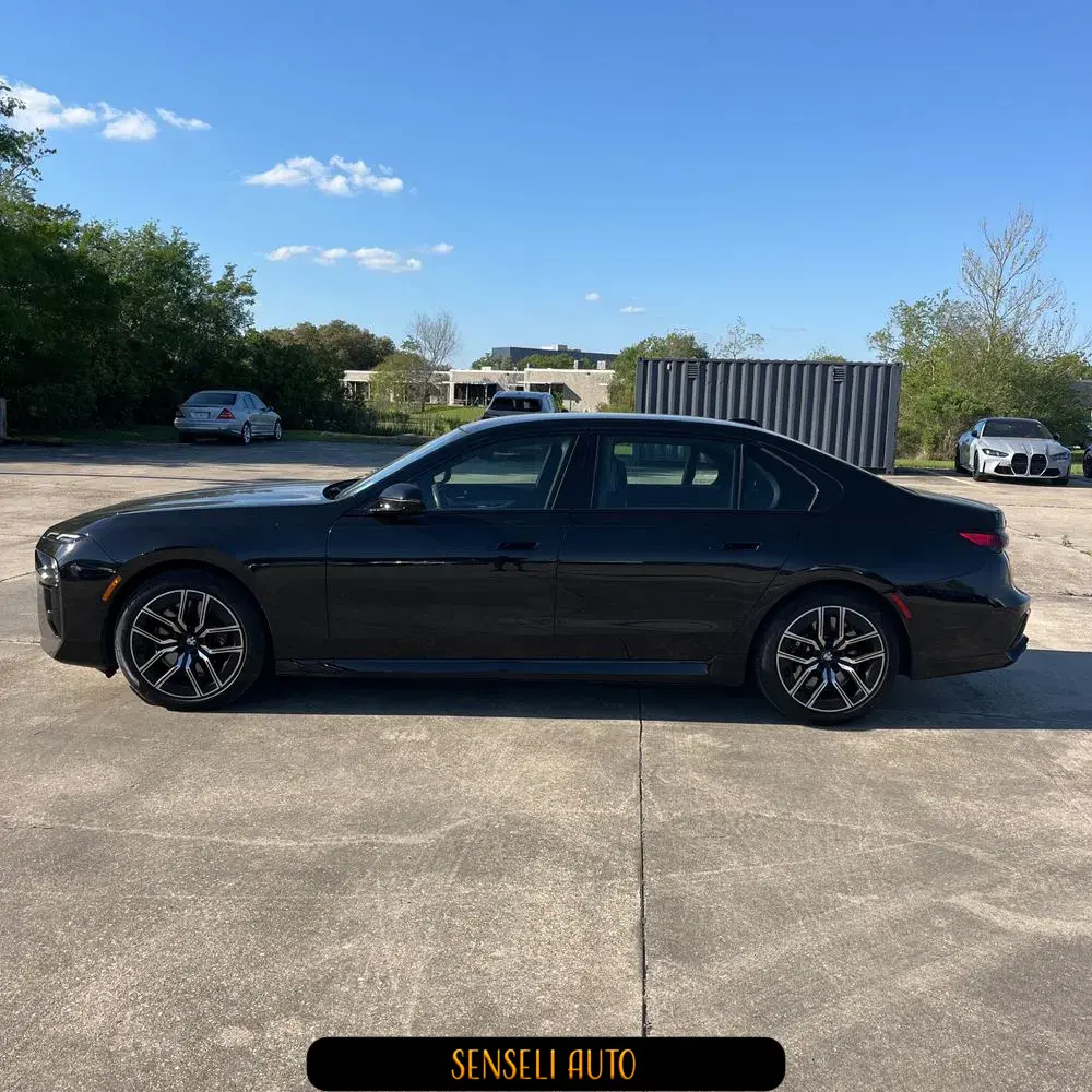 2023 BMW 760 i xDrive