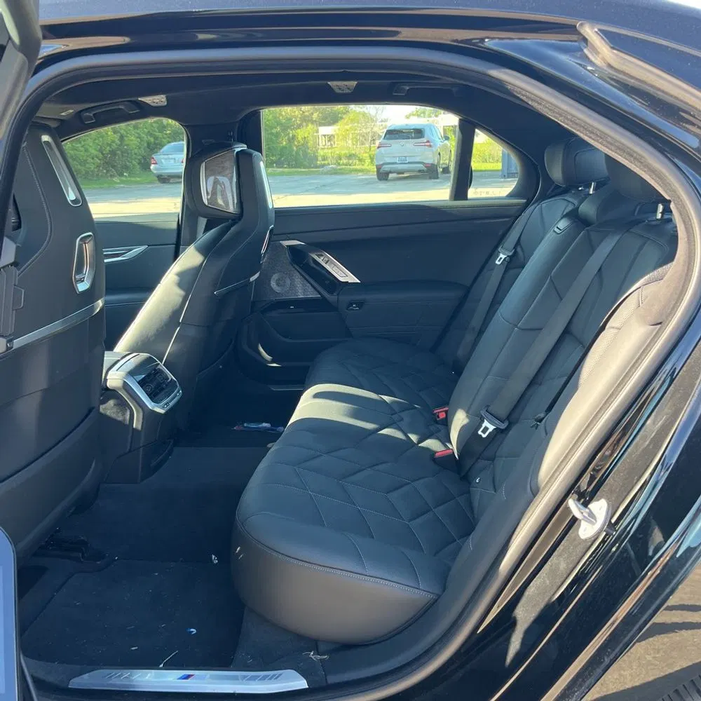 2023 BMW 760 i xDrive