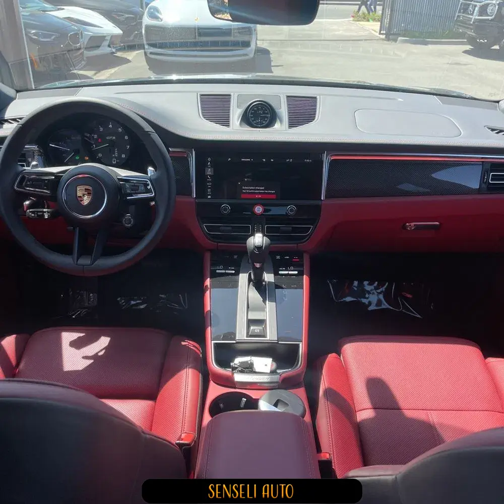 2024 Porsche Macan GTS