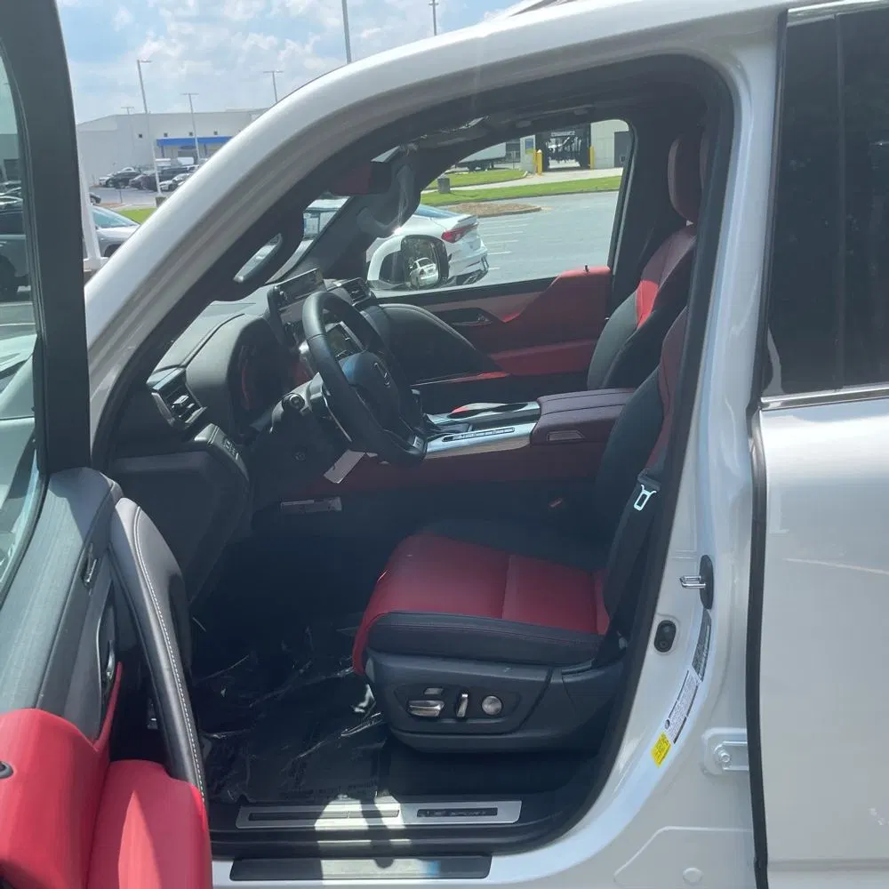 2024 Lexus LX 600 F SPORT Handling