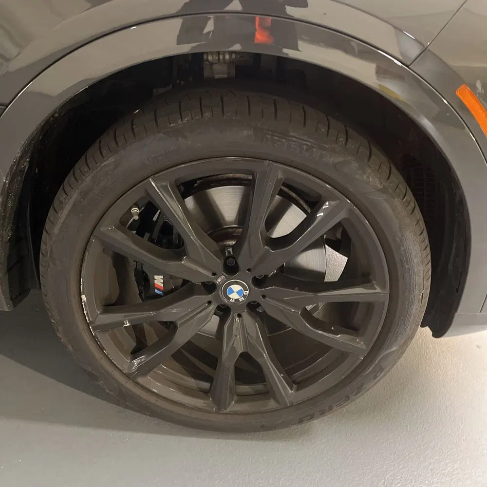 2025 BMW X7 M60i