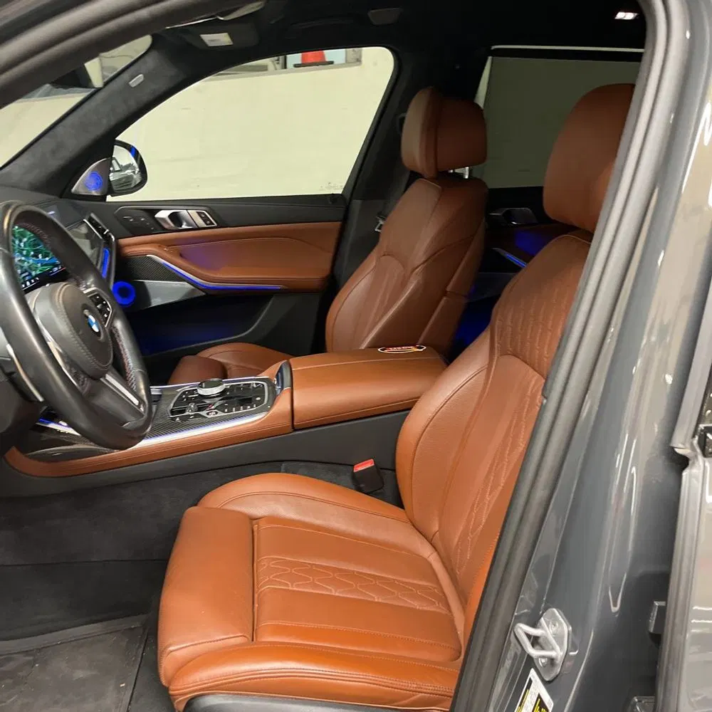2025 BMW X7 M60i