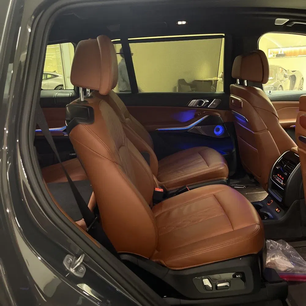 2025 BMW X7 M60i