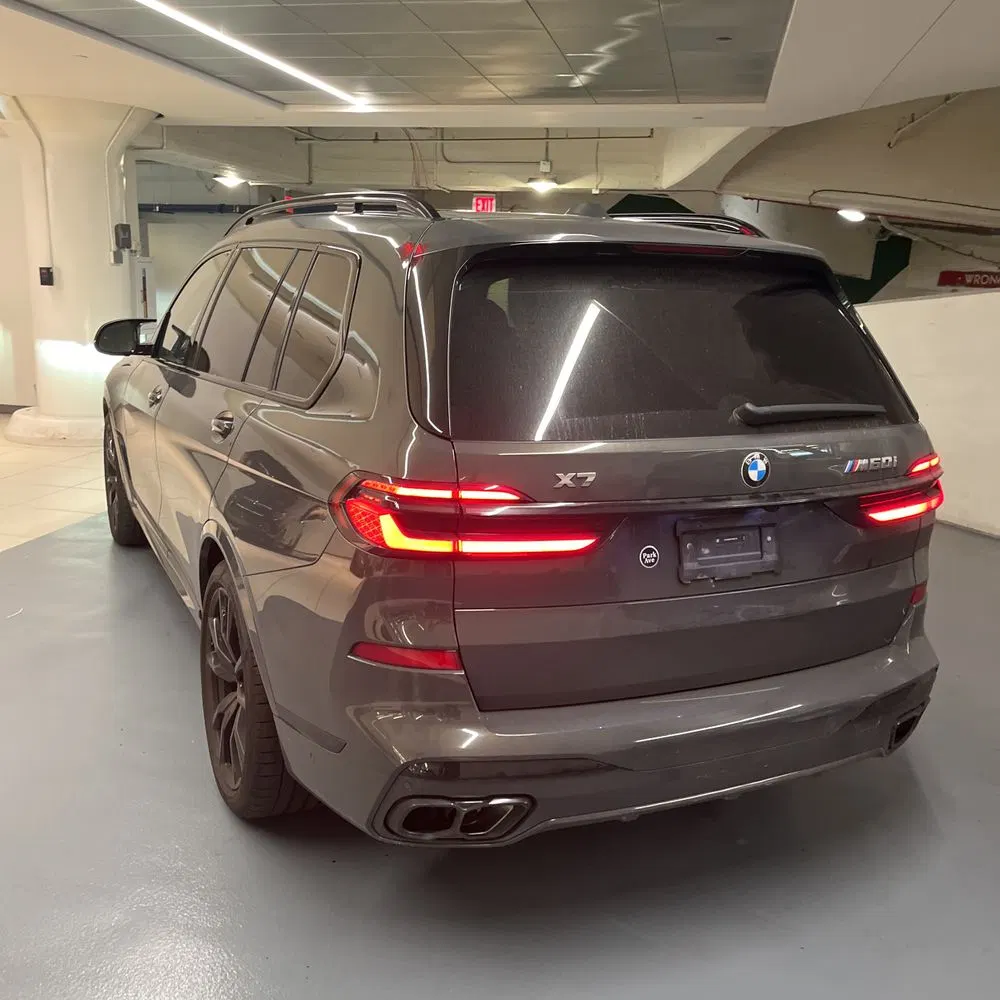 2025 BMW X7 M60i