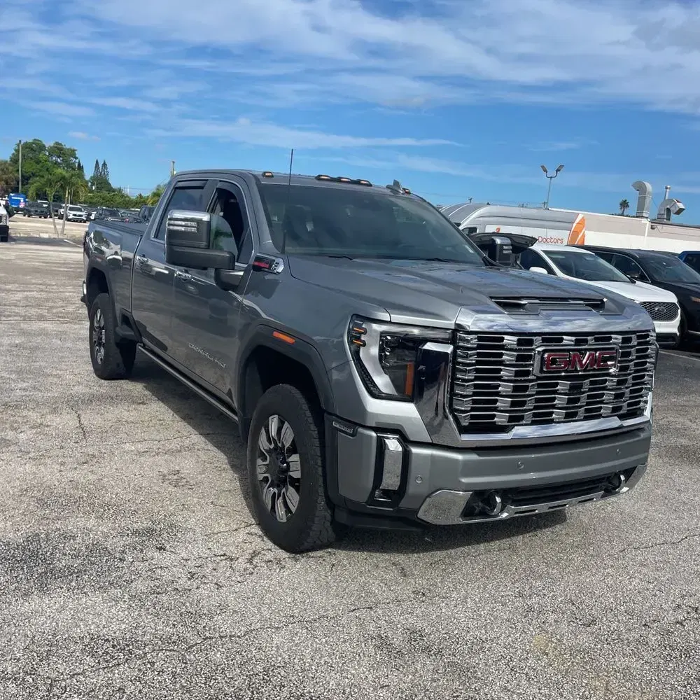 2024 GMC Sierra 2500HD Denali